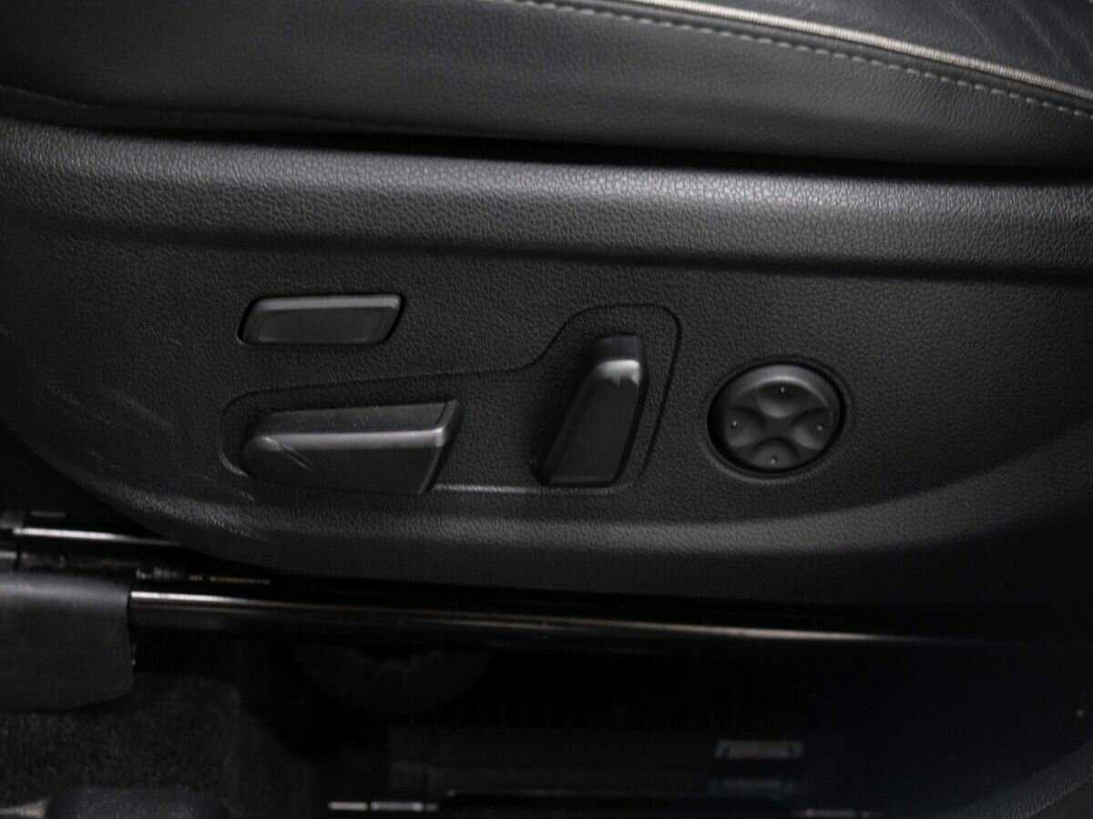 Купить Hyundai Santa Fe с пробегом. Фото: #23
