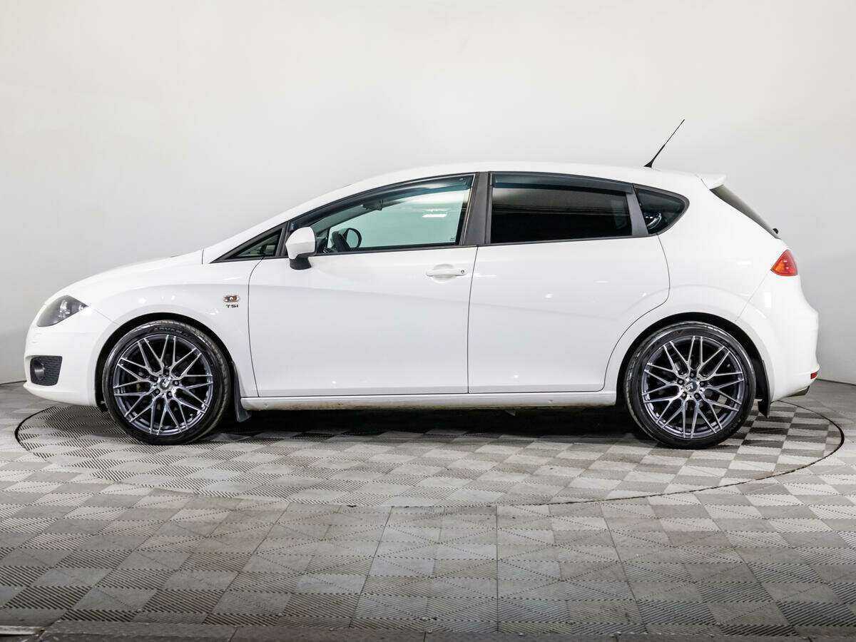 Купить SEAT Leon с пробегом. Фото: #7