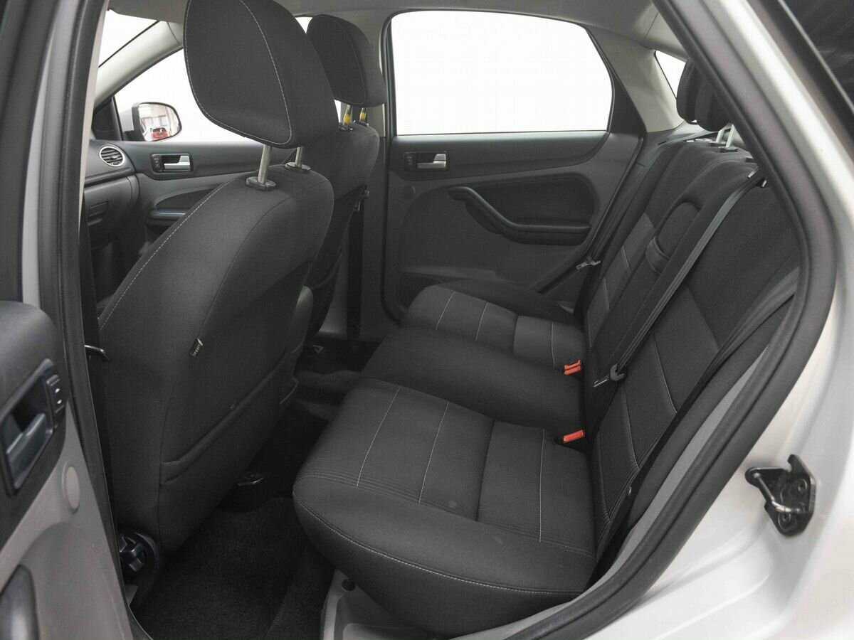 Купить Ford Focus с пробегом. Фото: #9