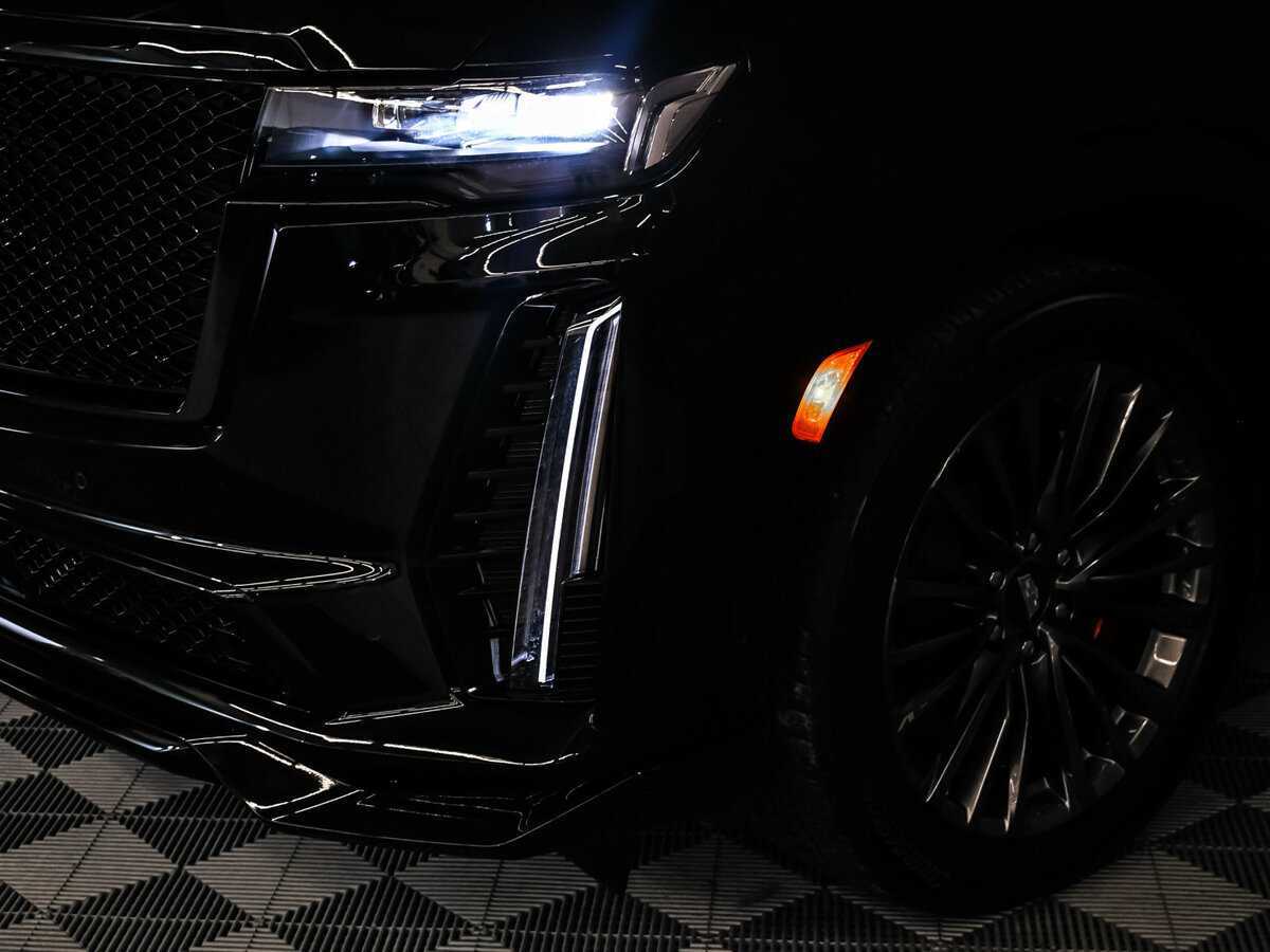 Купить Cadillac Escalade-V с пробегом. Фото: #23