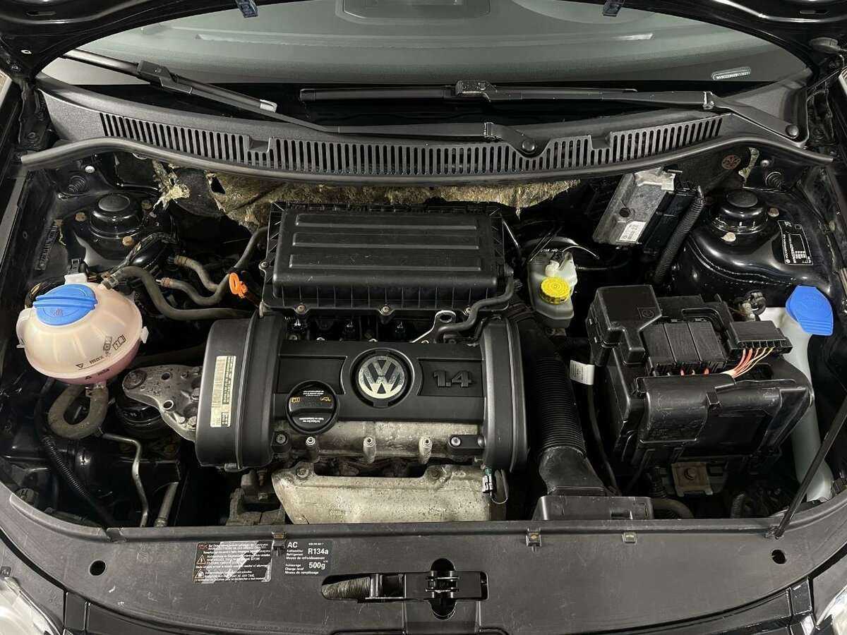 Купить Volkswagen Polo с пробегом. Фото: #15