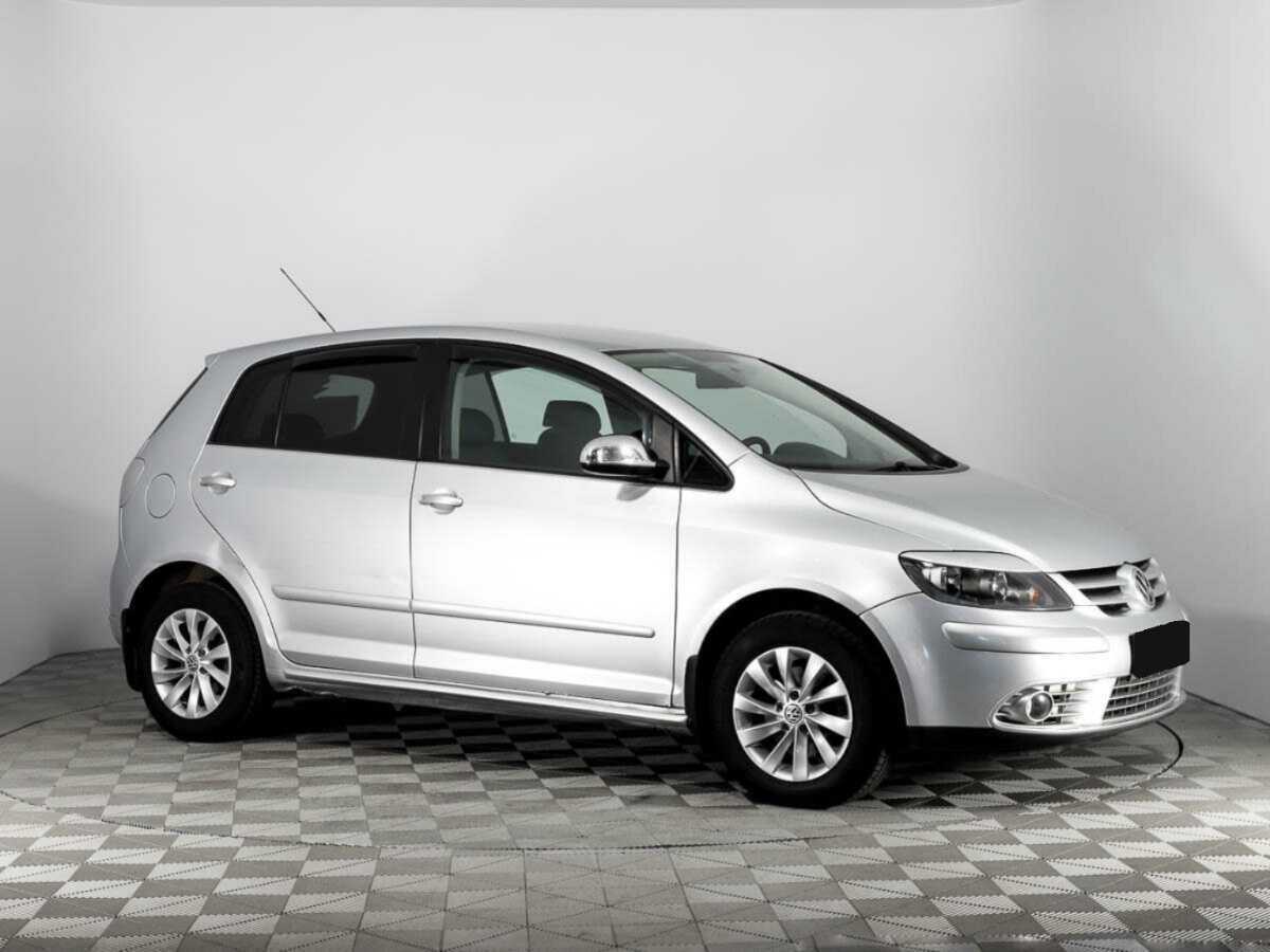 Купить Volkswagen Golf Plus с пробегом. Фото: #2
