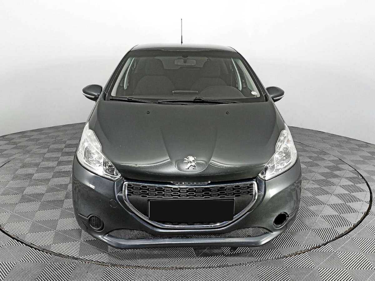 Купить Peugeot 208 с пробегом. Фото: #1