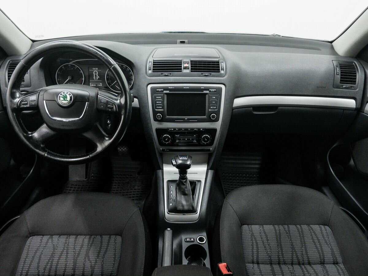 Купить Skoda Octavia с пробегом. Фото: #9