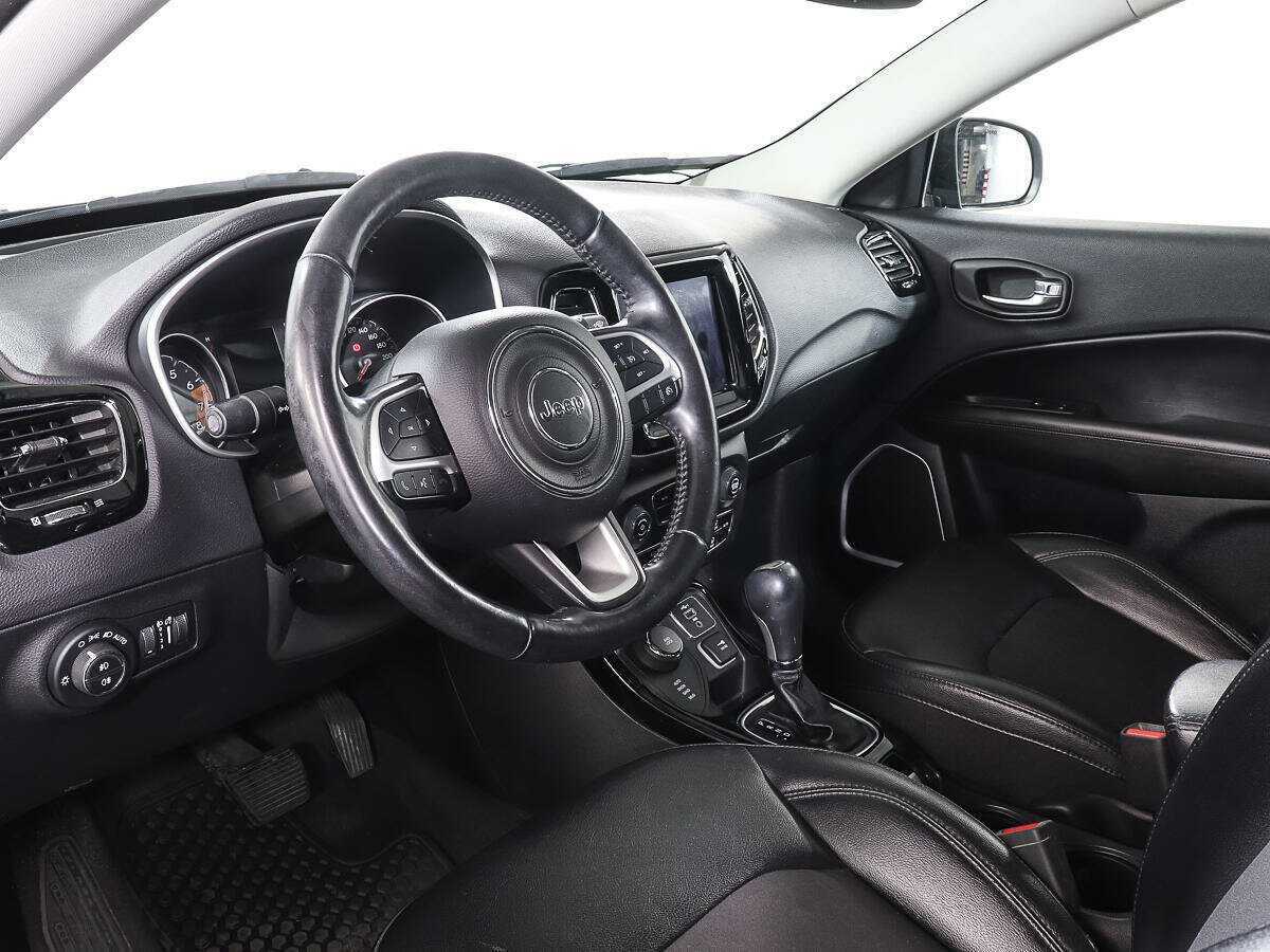 Купить Jeep Compass с пробегом. Фото: #12