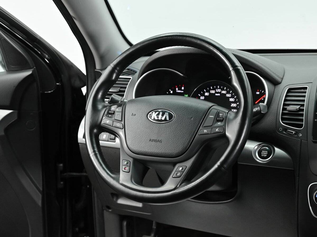 Купить Kia Sorento с пробегом. Фото: #9