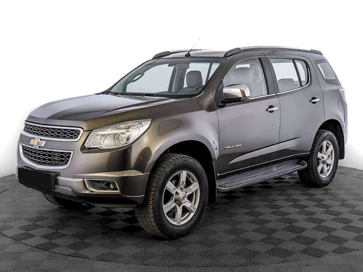 Купить Chevrolet TrailBlazer с пробегом. Посмотреть фото