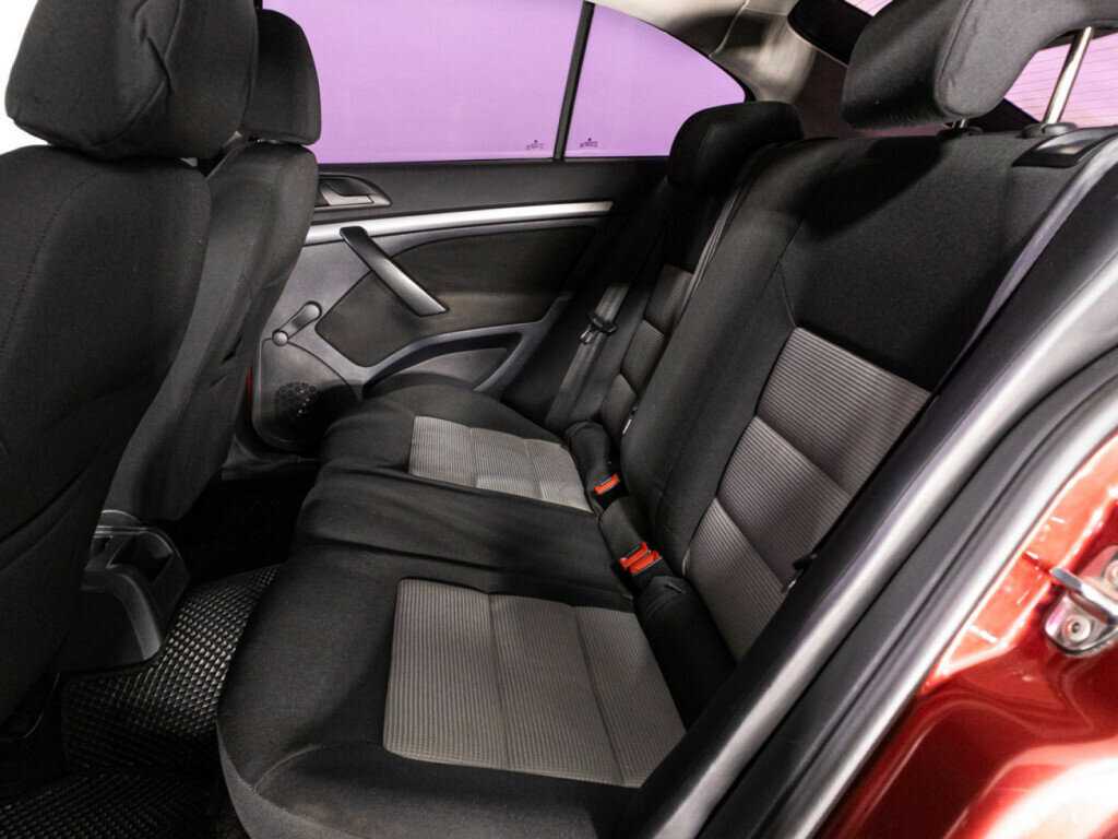 Купить Skoda Octavia с пробегом. Фото: #9
