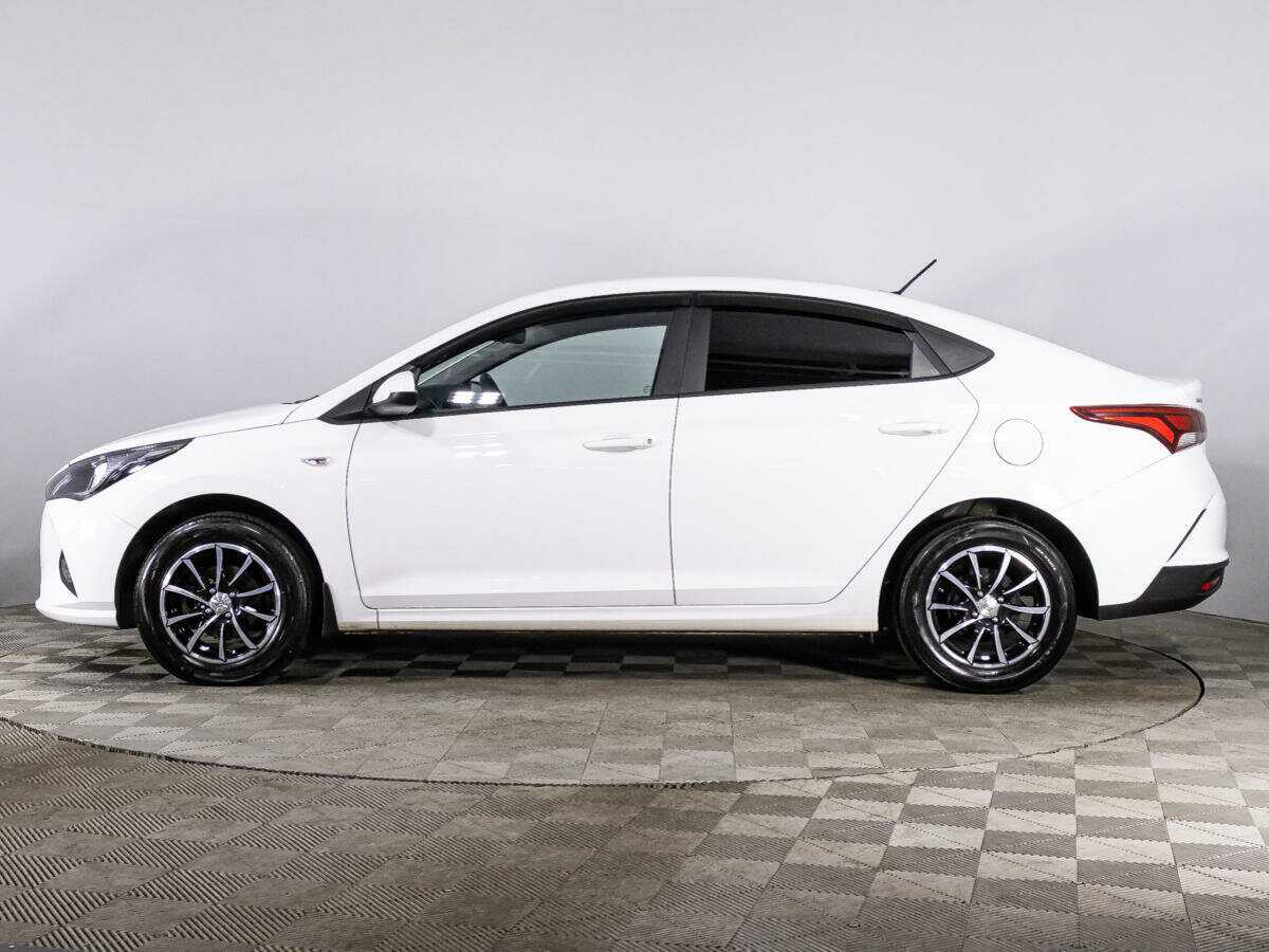Купить Hyundai Solaris с пробегом. Фото: #7