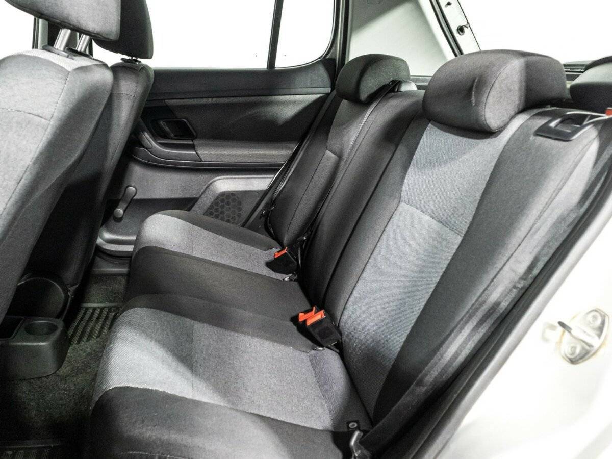 Купить Skoda Fabia с пробегом. Фото: #9