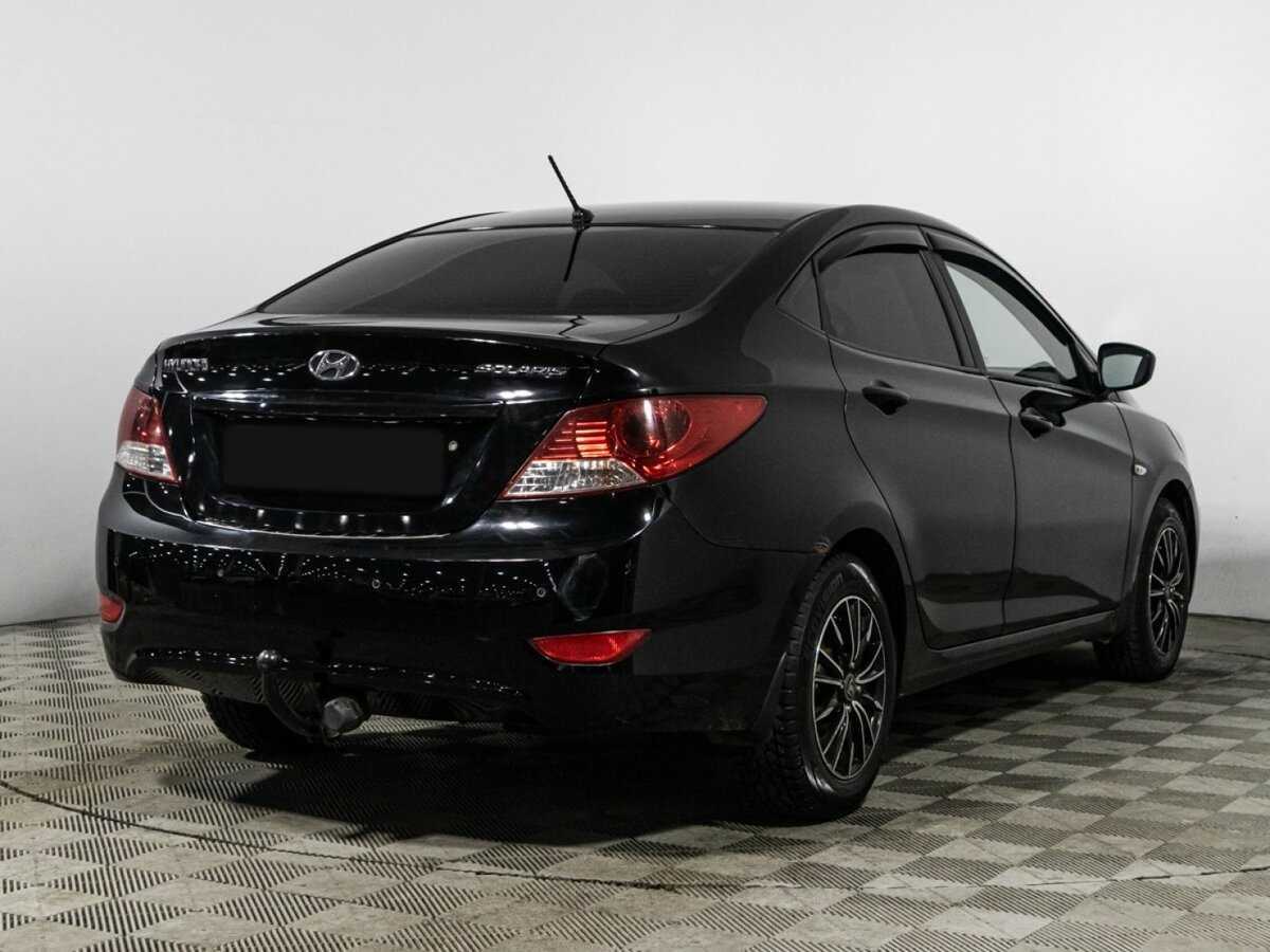 Купить Hyundai Solaris с пробегом. Фото: #4