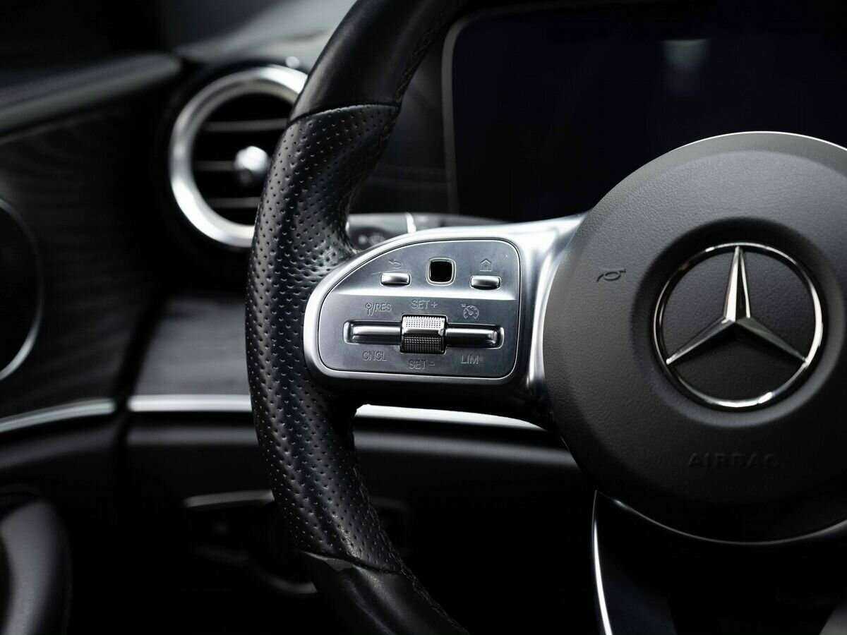 Купить Mercedes-Benz E-Класс с пробегом. Фото: #14