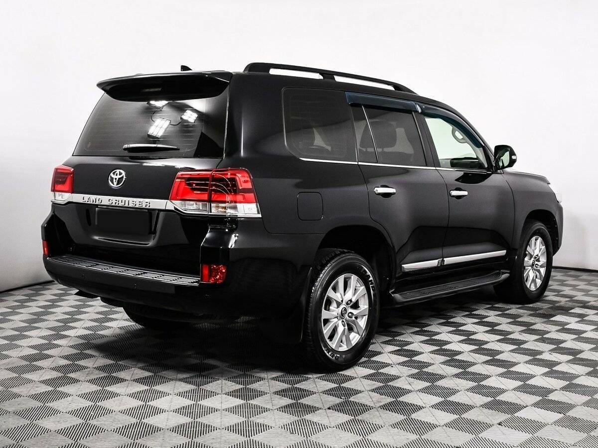 Купить Toyota Land Cruiser с пробегом. Фото: #4
