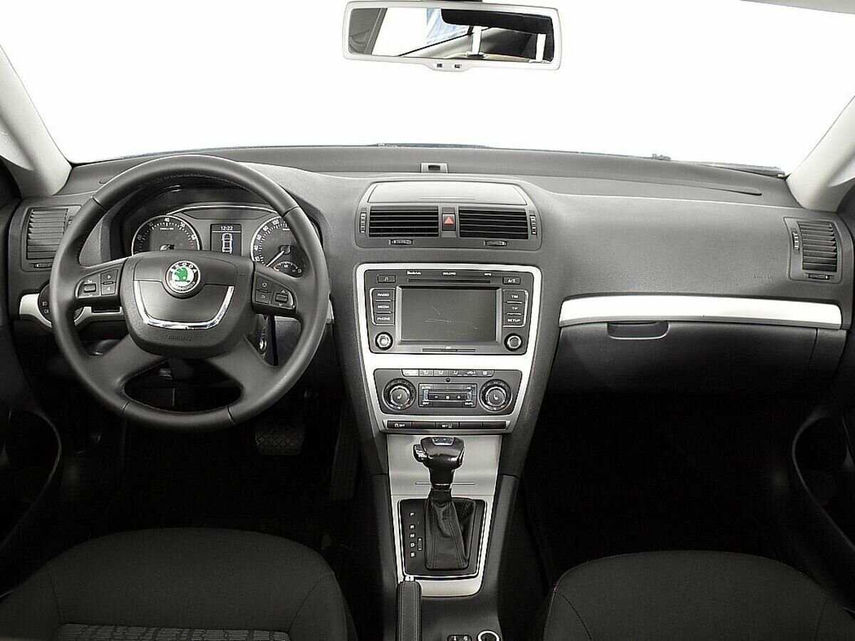 Купить Skoda Octavia с пробегом. Фото: #9