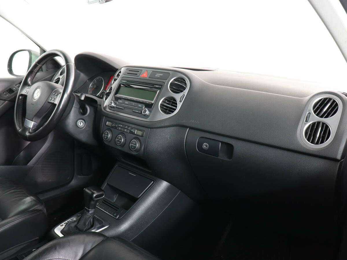 Купить Volkswagen Tiguan с пробегом. Фото: #9
