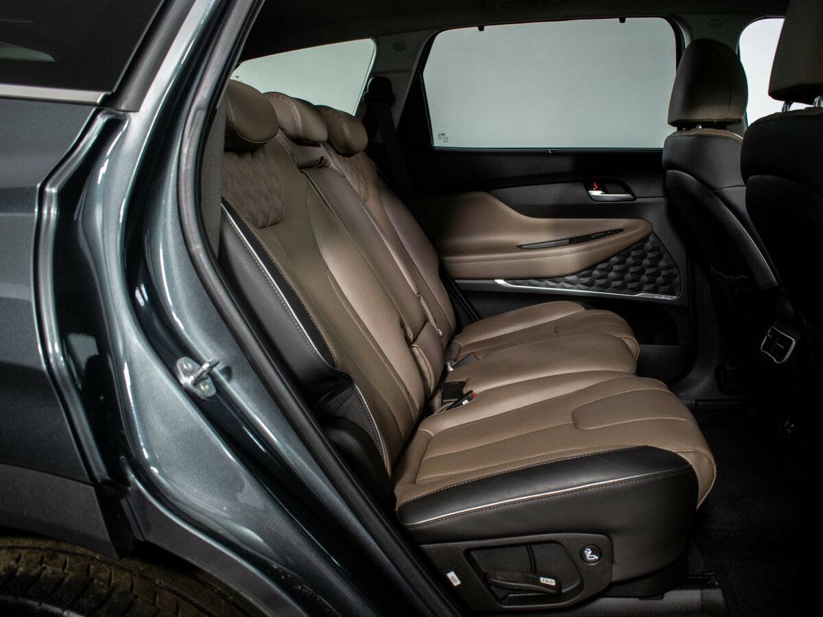 Купить Hyundai Santa Fe с пробегом. Фото: #10