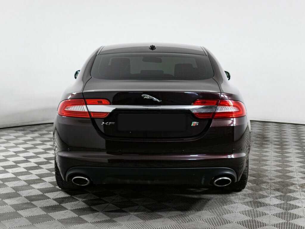 Купить Jaguar XF с пробегом. Фото: #4