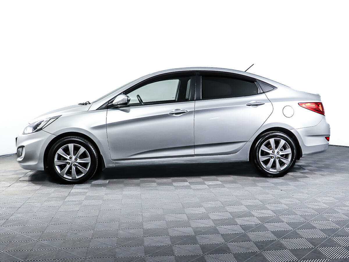 Купить Hyundai Solaris с пробегом. Фото: #7