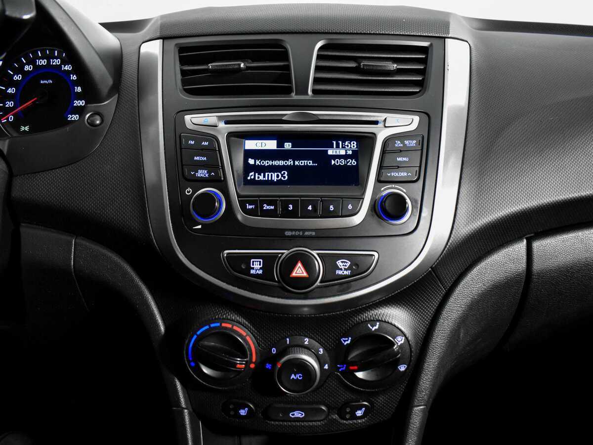 Купить Hyundai Solaris с пробегом. Фото: #13