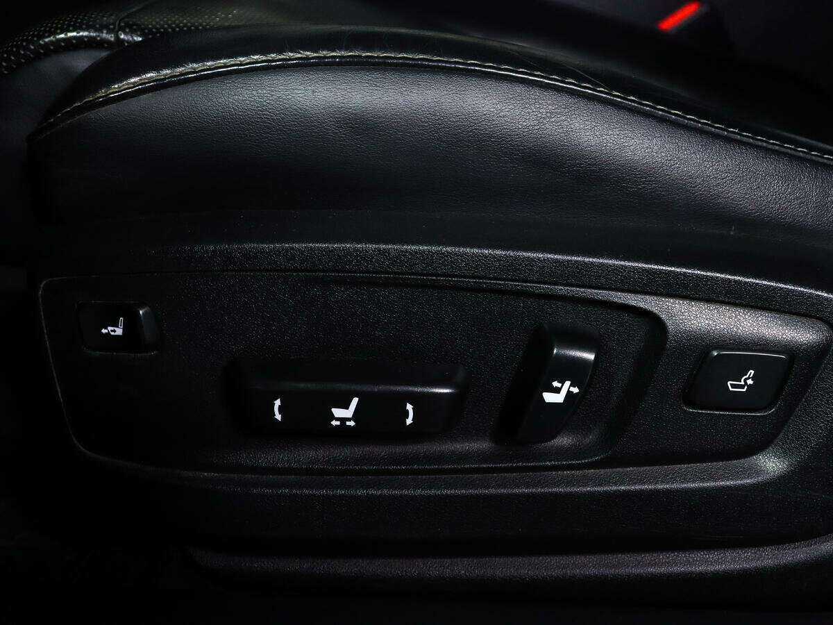 Купить Lexus ES с пробегом. Фото: #22