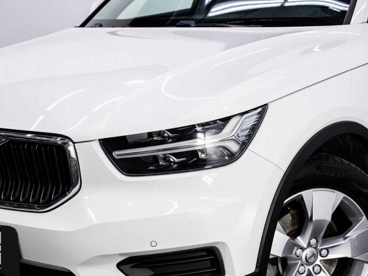 Купить Volvo XC40 с пробегом. Фото: #6