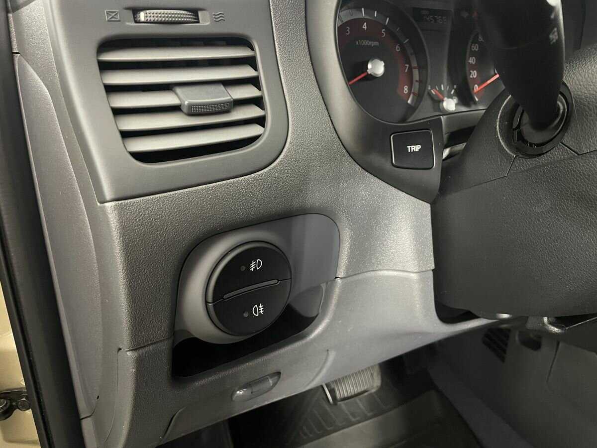 Купить Kia Rio с пробегом. Фото: #8