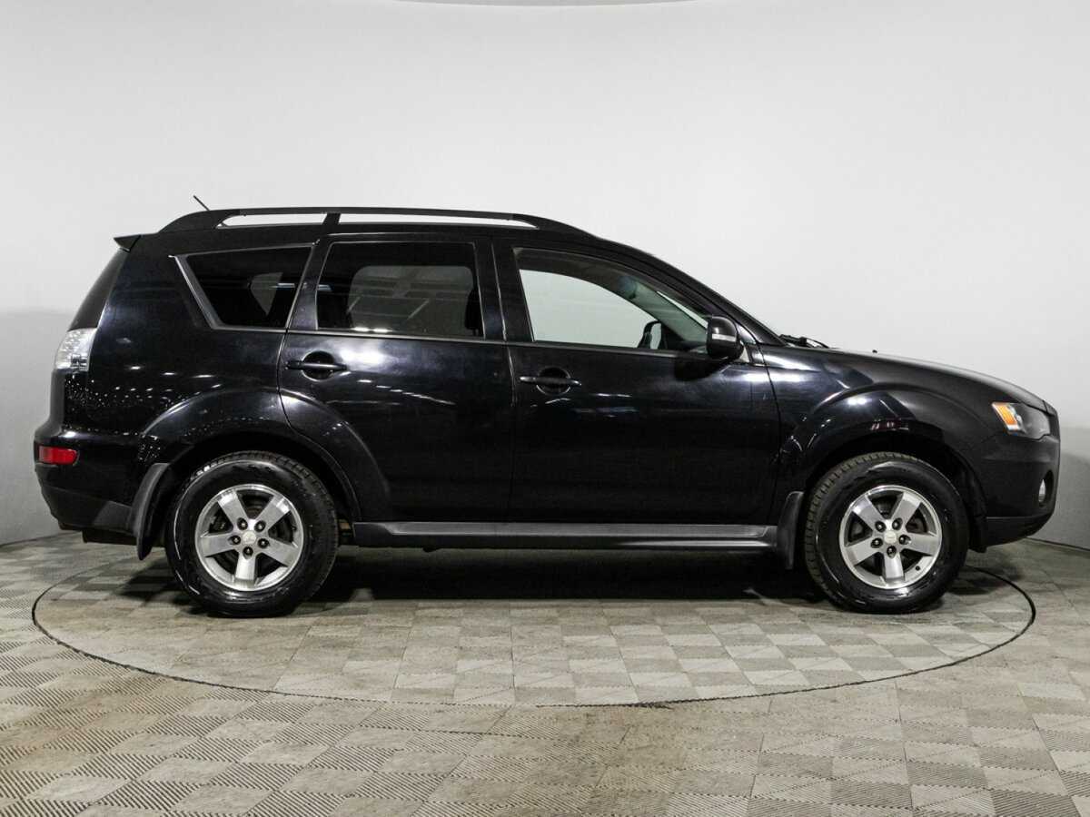 Купить Mitsubishi Outlander с пробегом. Фото: #3