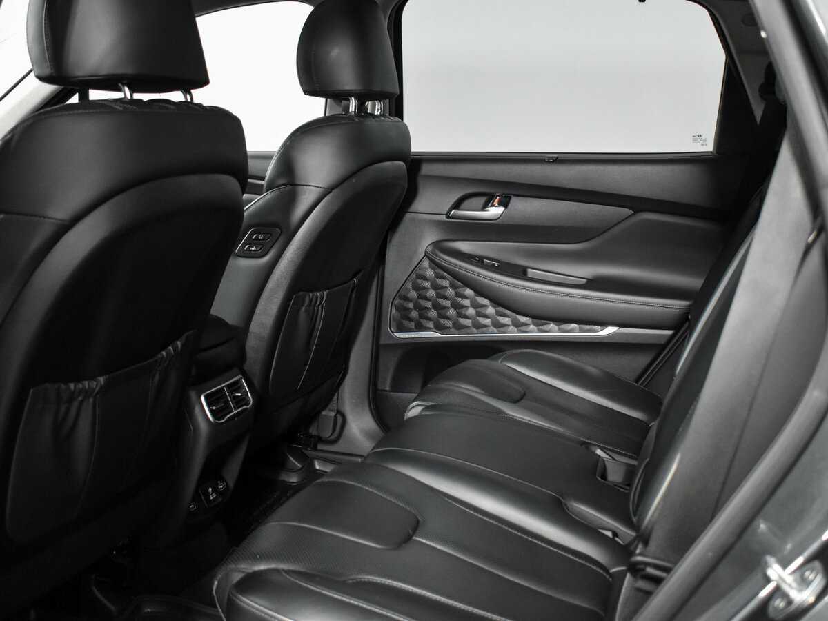 Купить Hyundai Santa Fe с пробегом. Фото: #11