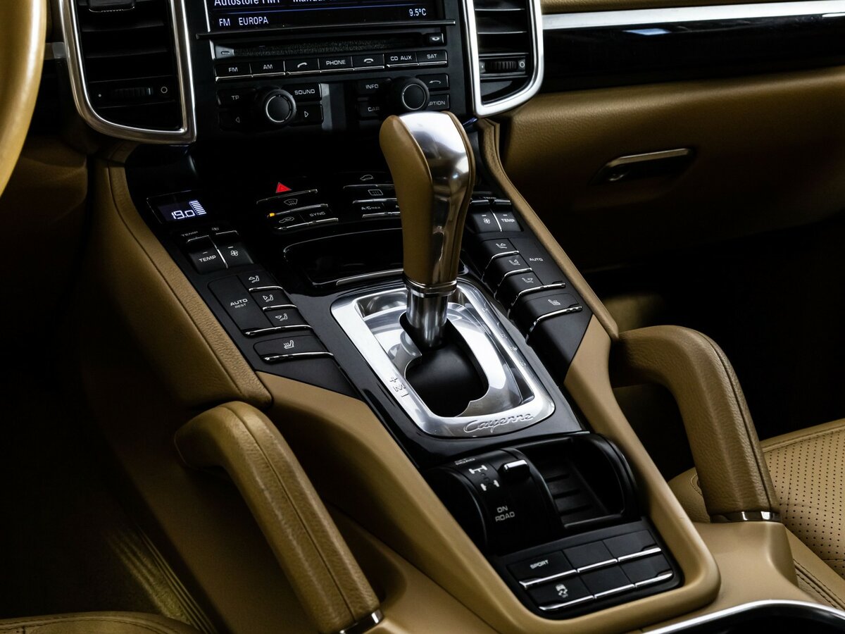 Купить Porsche Cayenne с пробегом. Фото: #11