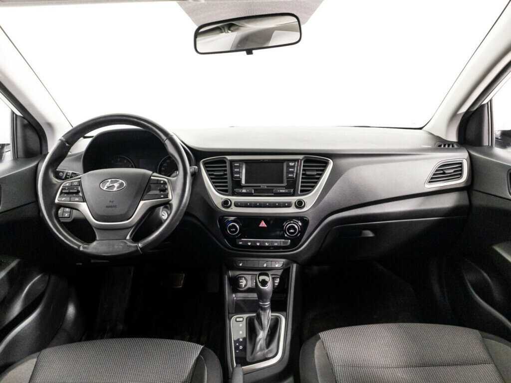 Купить Hyundai Solaris с пробегом. Фото: #12