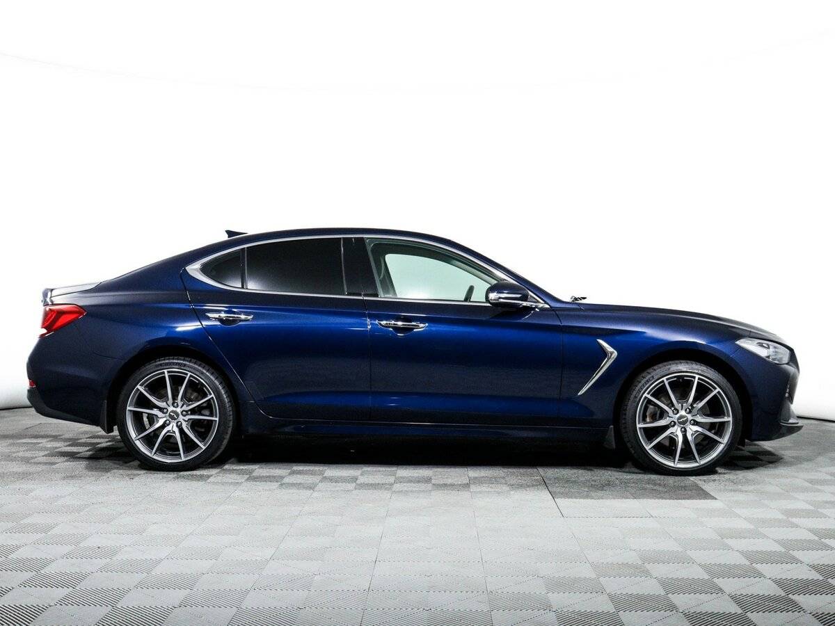 Купить Genesis G70 с пробегом. Фото: #3