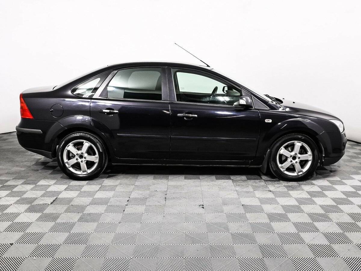 Купить Ford Focus с пробегом. Фото: #3