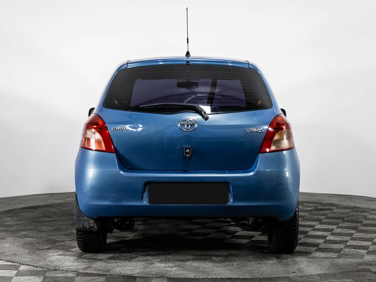 Купить Toyota Yaris с пробегом. Фото: #5