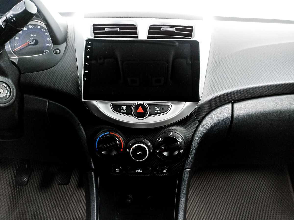 Купить Hyundai Solaris с пробегом. Фото: #12