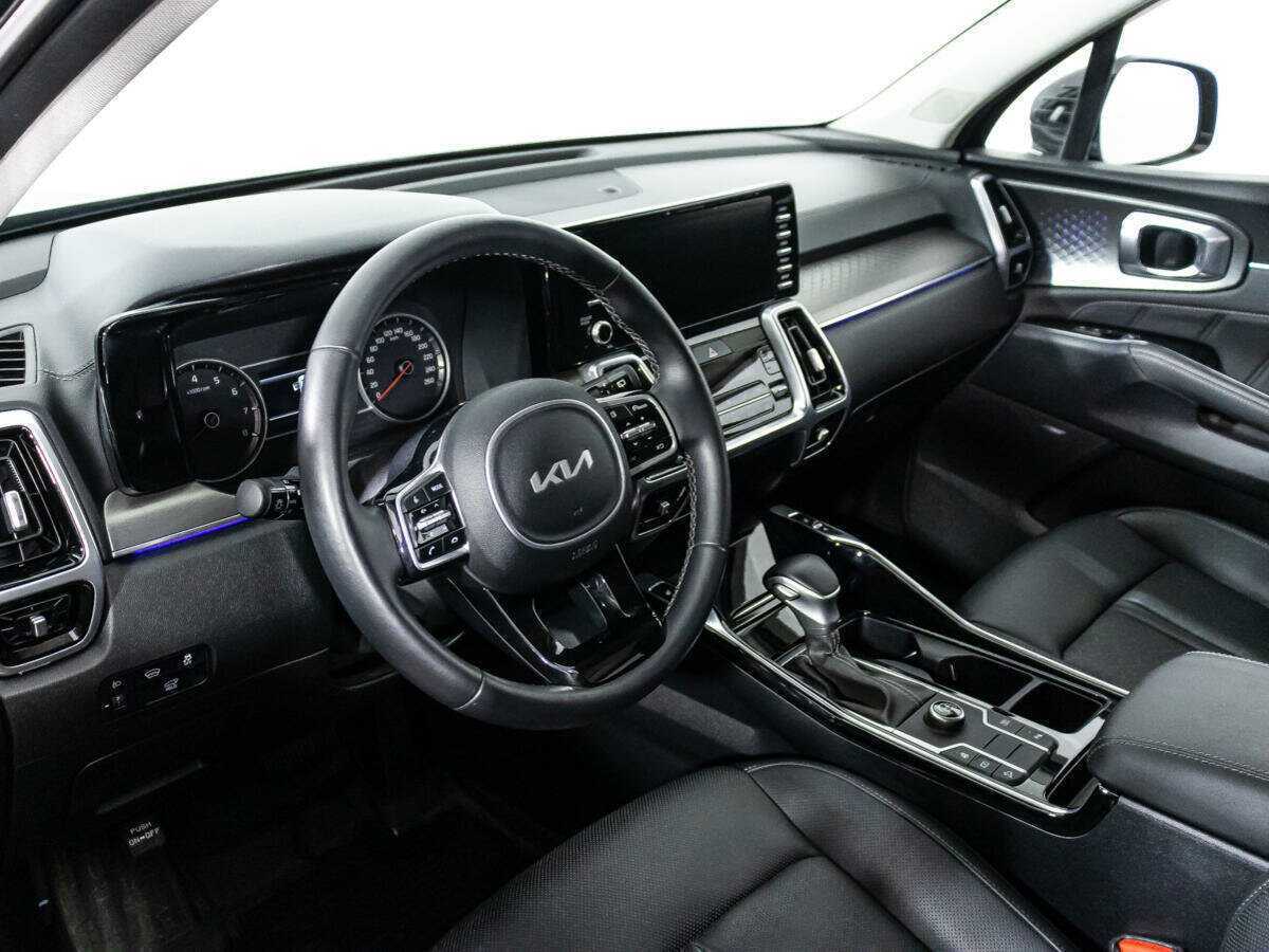 Купить Kia Sorento с пробегом. Фото: #10