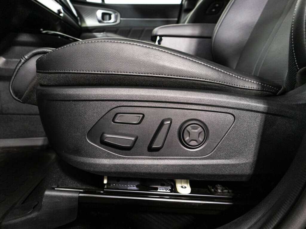 Купить Kia Sorento с пробегом. Фото: #19