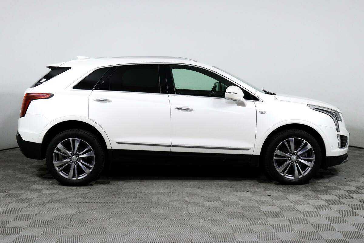 Купить Cadillac XT5 с пробегом. Фото: #1