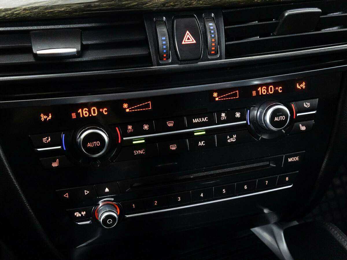 Купить BMW X6 с пробегом. Фото: #18