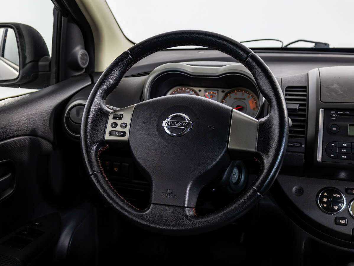 Купить Nissan Note с пробегом. Фото: #13