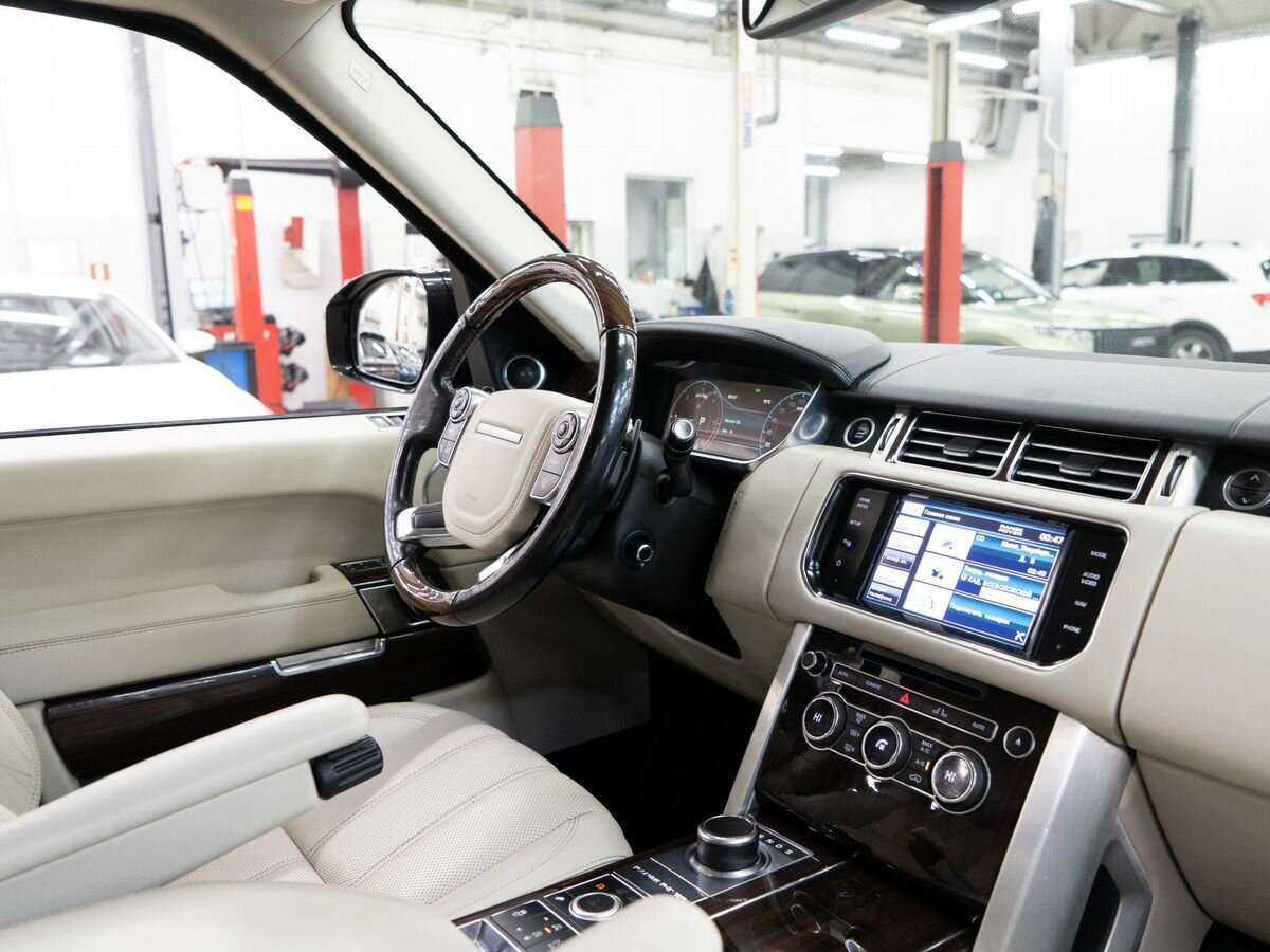 Купить Land Rover Range Rover с пробегом. Фото: #18
