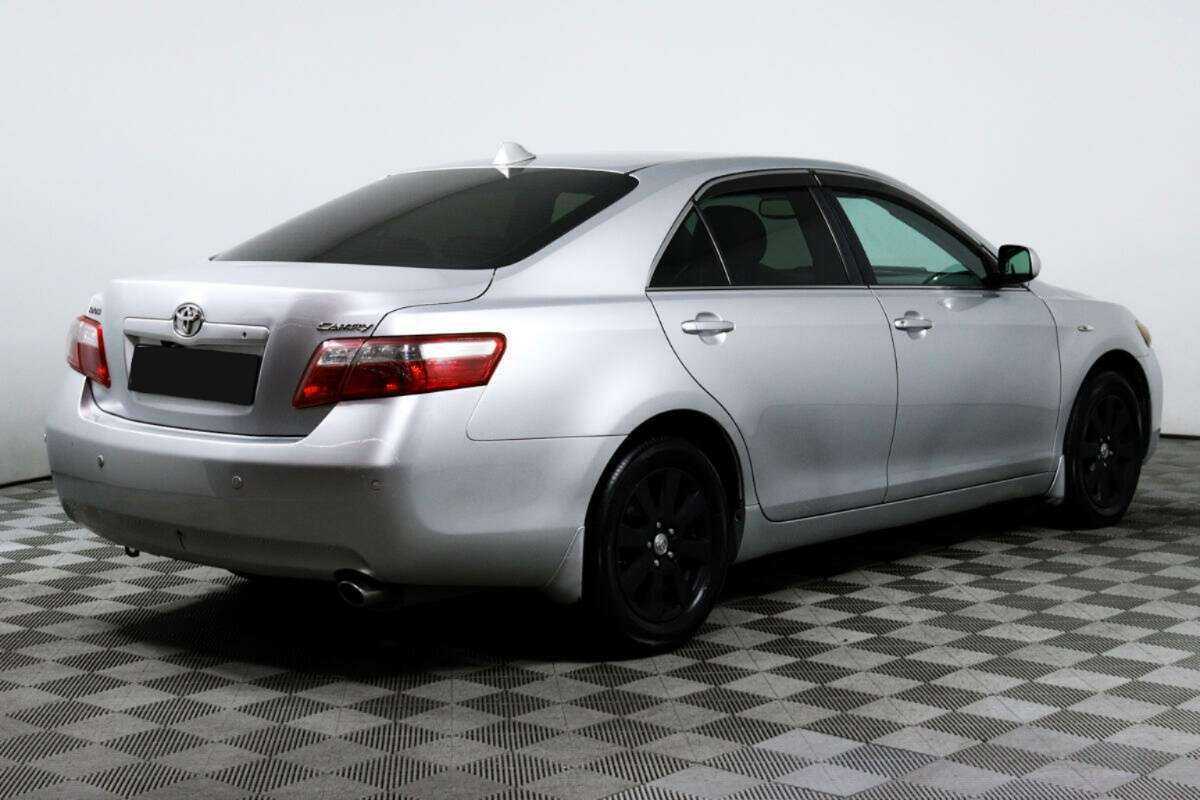 Купить Toyota Camry с пробегом. Фото: #4