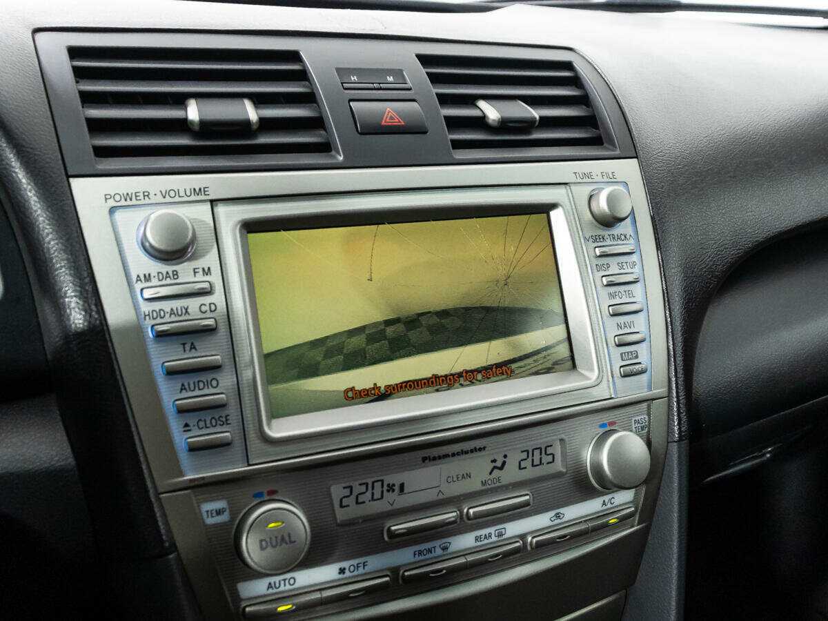 Купить Toyota Camry с пробегом. Фото: #14