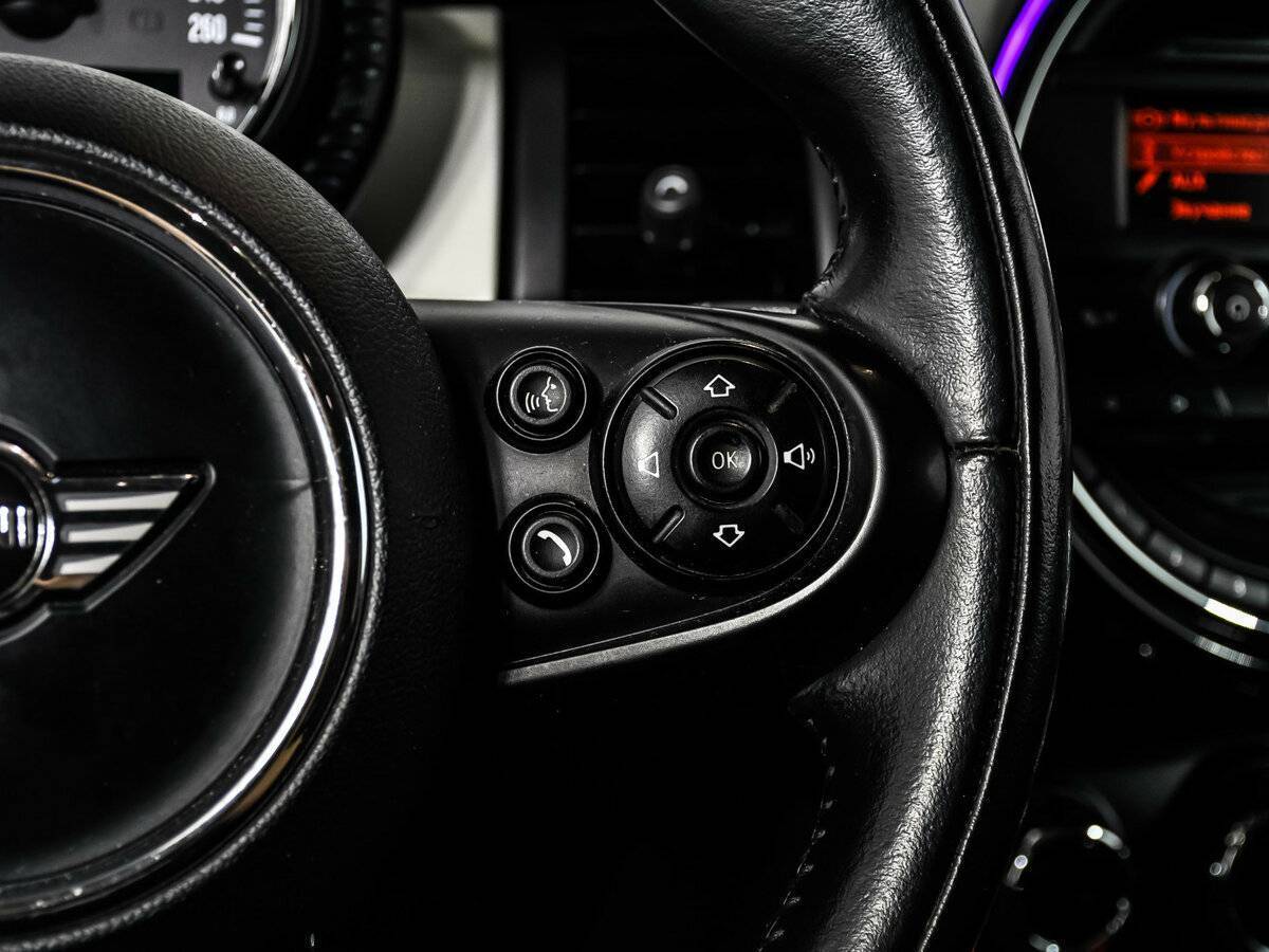 Купить Mini Hatch с пробегом. Фото: #15