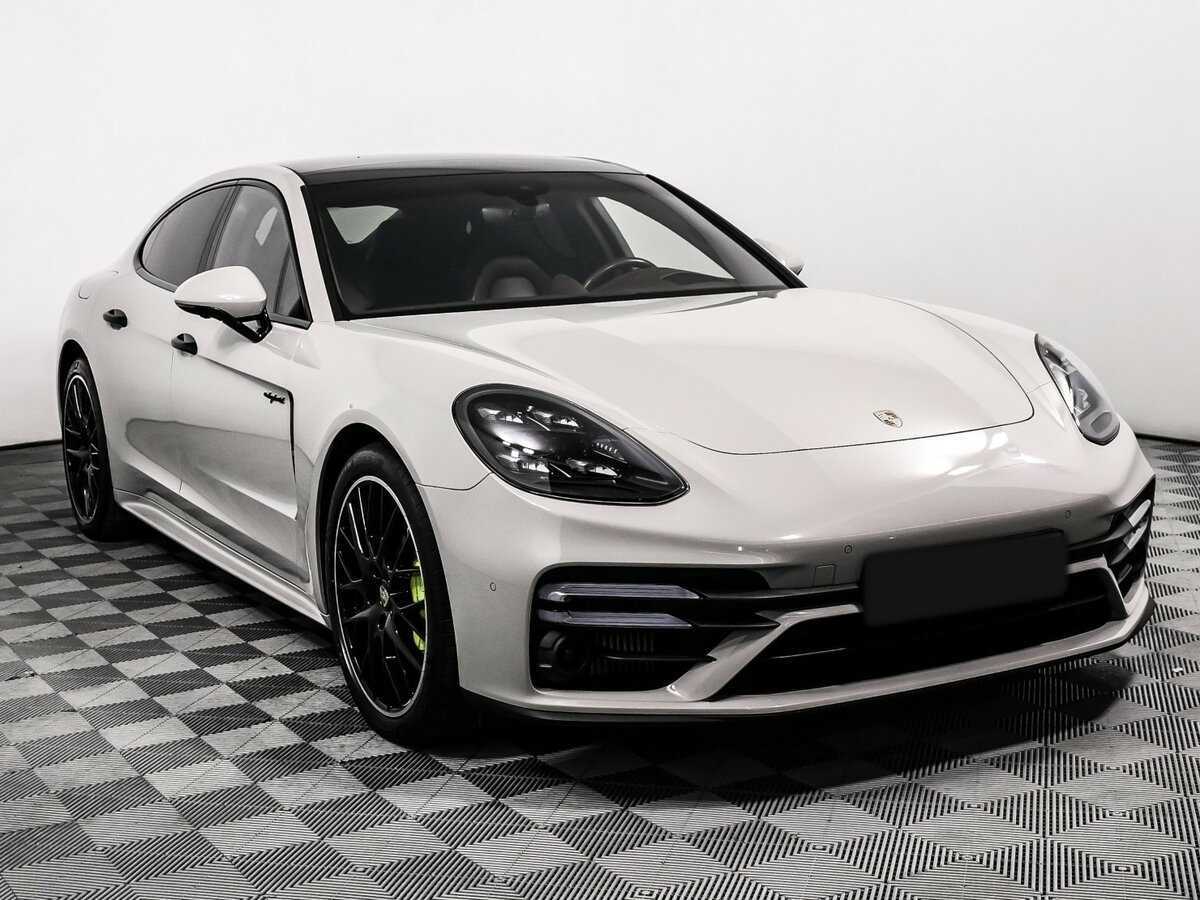 Купить Porsche Panamera с пробегом. Фото: #2
