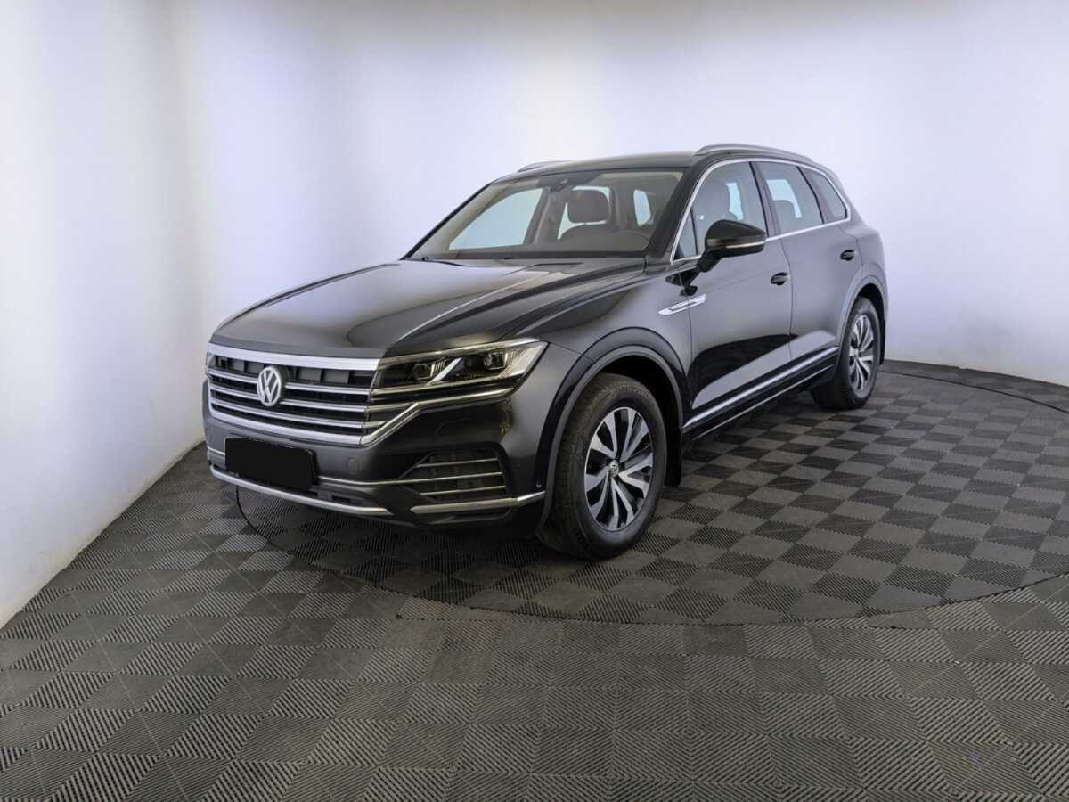 Купить Volkswagen Touareg с пробегом. Посмотреть фото