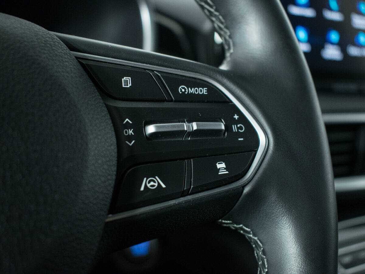 Купить Hyundai Santa Fe с пробегом. Фото: #15