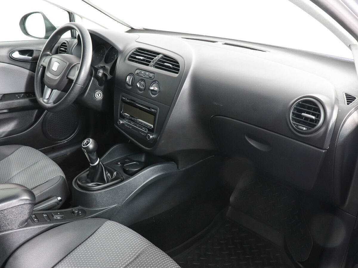 Купить SEAT Leon с пробегом. Фото: #7