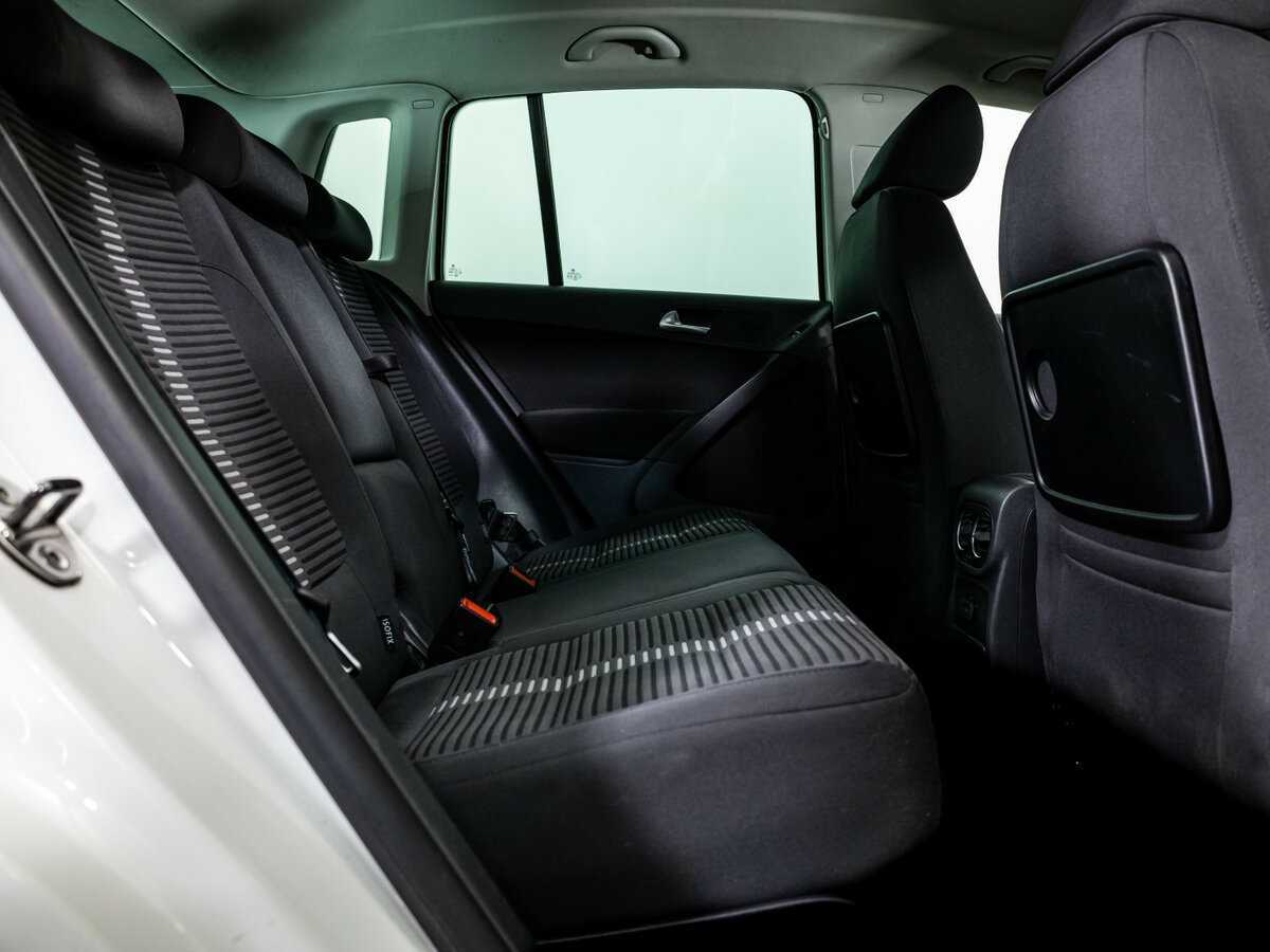 Купить Volkswagen Tiguan с пробегом. Фото: #8