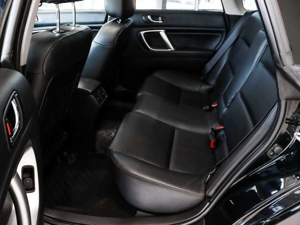 Купить Subaru Outback с пробегом. Фото: #9