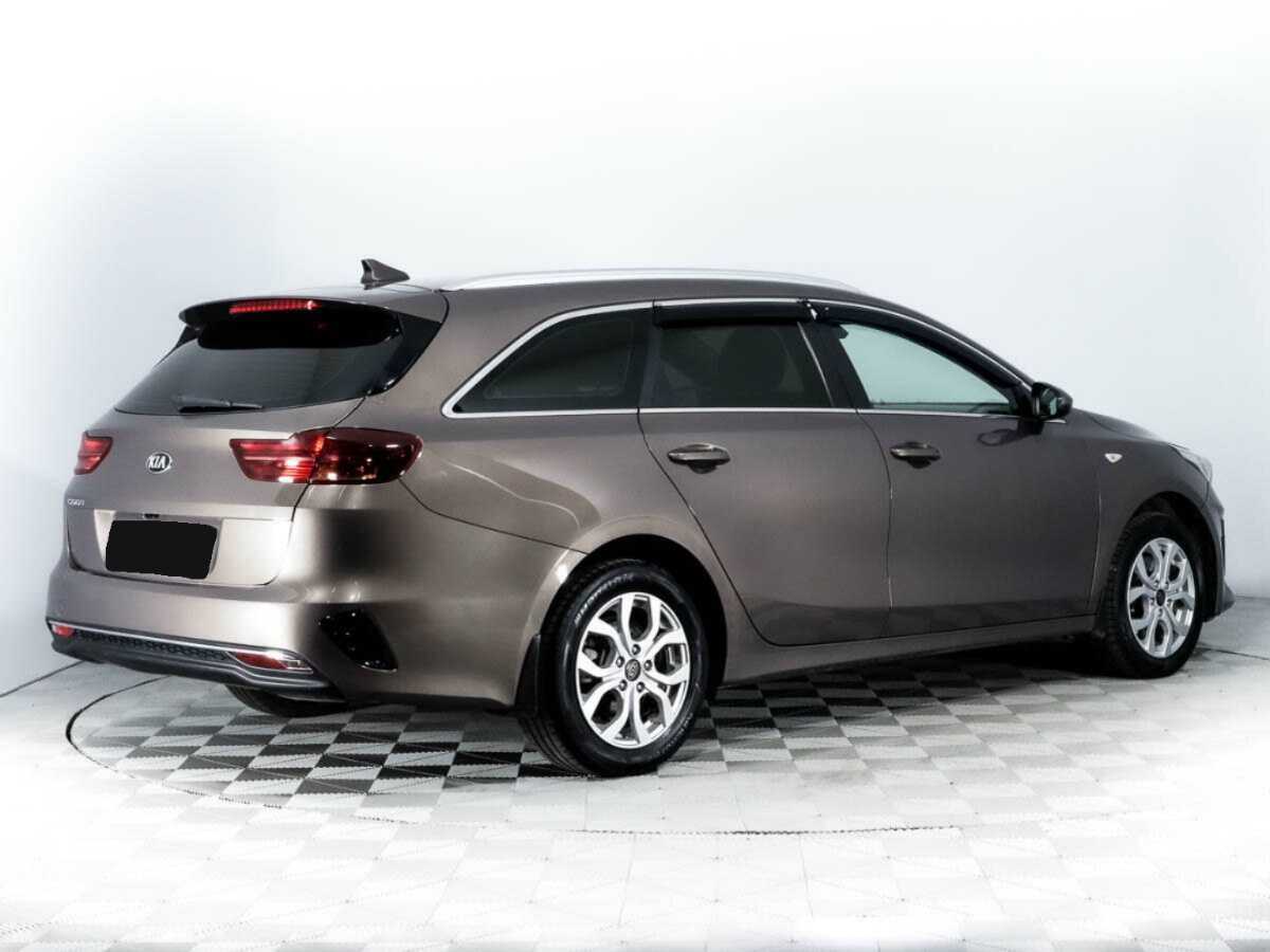 Купить Kia Ceed с пробегом. Фото: #4